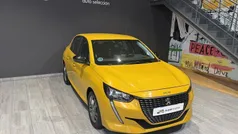 Amarillo Usado 2022 Peugeot 208 Active Utilitario | 11.800 € (Precio justo)