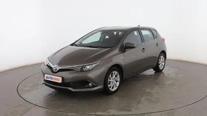 Gris Usado 2017 Toyota Auris Hybrid Active Berlina | 15.999 € (Precio justo)