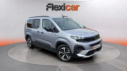 Usado Peugeot Rifter Allure 131 CV (96 kW) 2025 Monovolumen