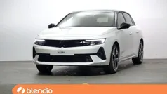 Blanco Usado 2023 Opel Astra Edition Berlina | 44.800 €