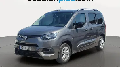 Usado Toyota Proace Verso Active 131 CV (96 kW) 2022 Gris plata Familiar
