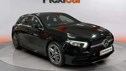 Usado Mercedes A180 136 CV (100 kW) 2021 Berlina