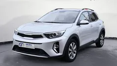Usado 2022 Kia Stonic SUV | 14.985 € (Precio justo)