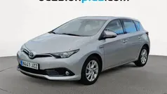 Gris plata Usado 2017 Toyota Auris Hybrid Business Edition Utilitario | 14.628 € (Precio justo)