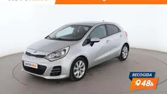 Gris Usado 2016 Kia Rio Berlina | 9799 € (Precio justo)