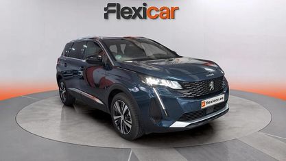 Käytetty Peugeot 5008 Style 131 HP (96 kW) 2023 Sininen Katumaasturi