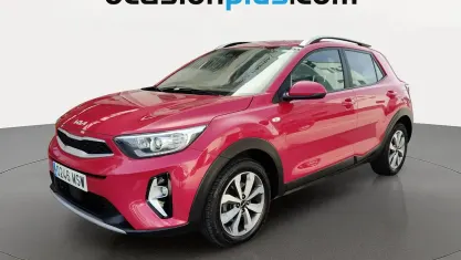 Usado Kia Stonic 101 CV (74 kW) 2024 Blanco SUV