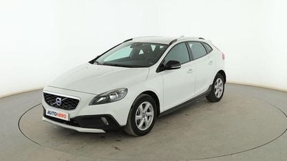Usado Volvo V40 CC Momentum 150 CV (110 kW) 2016 Blanco Familiar