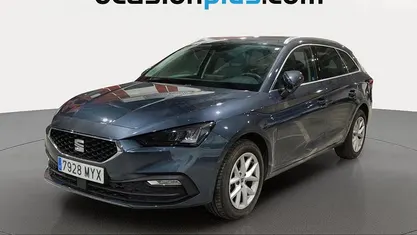 Usado Seat Leon Style 116 CV (85 kW) 2025 Gris Monovolumen