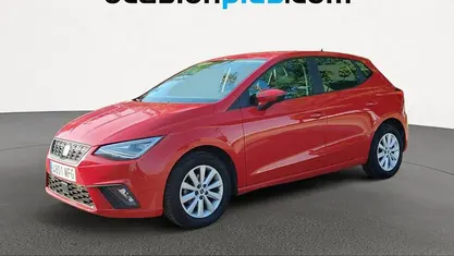 Usado Seat Ibiza Style 80 CV (58 kW) 2023 Rojo Utilitario