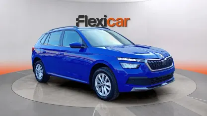 Usado Skoda Kamiq Ambition 110 CV (80 kW) 2023 Azul SUV