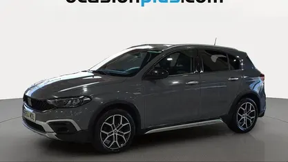 Usado Fiat Tipo Cross 101 CV (74 kW) 2023 Gris Utilitario