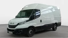 Blanco Usado 2023 Iveco Daily Berlina | 26.537 € (Precio justo)
