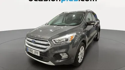 Usado Ford Kuga Business Edition 120 CV (88 kW) 2016 Gris SUV