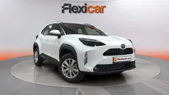 Usado 2025 Toyota Yaris Hybrid Business Edition | 22.690 € (Buen precio)