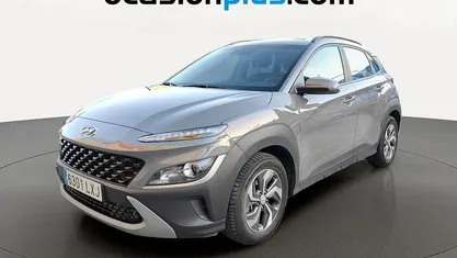Usado Hyundai Kona 141 CV (103 kW) 2022 Gris SUV