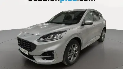 Usado Ford Kuga ST-Line 226 CV (166 kW) 2023 Gris plata SUV