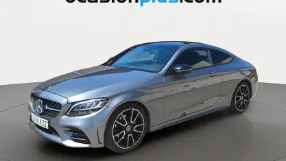 Usado Mercedes C220 AMG 194 HP (142 kW) 2019 Cinzento Coupé