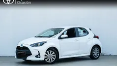 Usado 2024 Toyota Yaris Hybrid Active Berlina | 23.250 € (Precio justo)