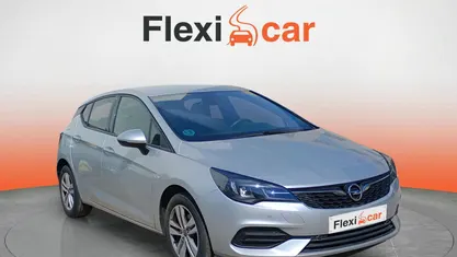 Usado Opel Astra Business Elegance 122 CV (89 kW) 2021 Berlina