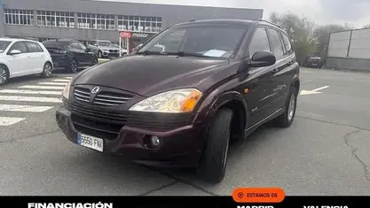 Używany SsangYong Kyron Limited 141 KM (103 kW) 2007 Czerwony SUV