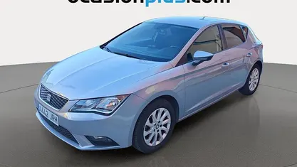 Gris plata Usado 2016 Seat Leon Reference Utilitario | 8241 € (Buen precio)