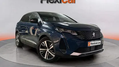 Usado Peugeot 3008 Allure 150 CV (110 kW) 2022 Monovolumen