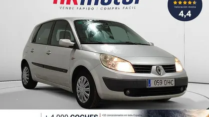 Usado Renault Scénic II Expression 101 CV (74 kW) 2005 Gris Monovolumen