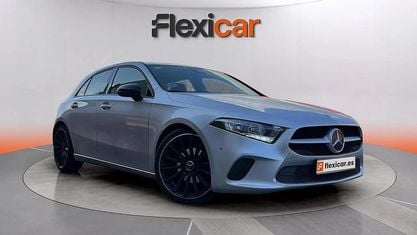 Käytetty Mercedes A180 116 HP (85 kW) 2019 Harmaa Sedan