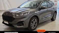 Gris Usado 2022 Ford Kuga ST-Line SUV | 19.850 € (Buen precio)