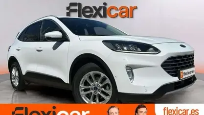Usado Ford Kuga Titanium 150 CV (110 kW) 2023 Blanco SUV