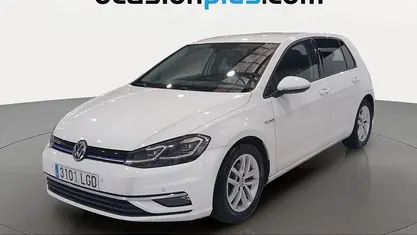 Blanco Usado 2020 VW Golf VIII Advance Utilitario | 15.255 € (Precio justo)