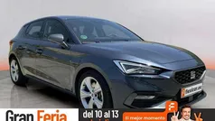 Gris Usado 2023 Seat Leon FR Utilitario | 20.690 € (Precio justo)