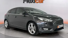 Gris Usado 2016 Ford Focus Titanium Berlina | 8790 € (Buen precio)
