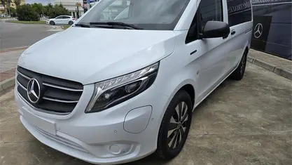 Usado 2025 Mercedes e-Vito Monovolumen | 59.900 € (Buen precio)