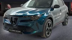 522 azul navigli con techo negro Usado 2024 Alfa Romeo Junior Edizione Speciale SUV | 31.850 € (Buen precio)
