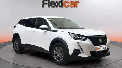 Usado Peugeot 2008 Active 101 CV (74 kW) 2020 SUV