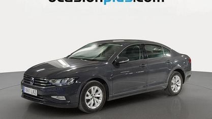 Używany VW Passat 150 KM (110 kW) 2021 Szary Sedan/Limuzyna