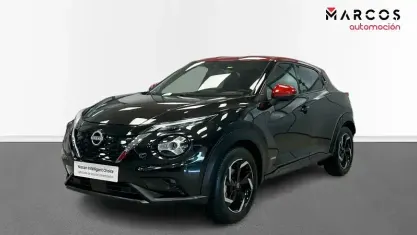 Usado Nissan Juke N-Connecta 143 CV (105 kW) 2023 Midnight black fuji sunset SUV