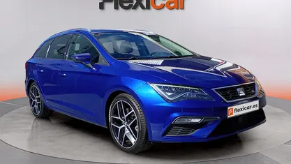 Usado Seat Leon ST 190 CV (139 kW) 2019 Azul Familiar