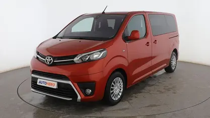 Usado Toyota Proace Verso Advance 150 CV (110 kW) 2020 Naranja Familiar
