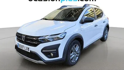 Usado Dacia Sandero Essentiel 101 CV (74 kW) 2022 Blanco Utilitario