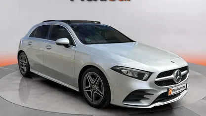 Usado Mercedes A180 116 CV (85 kW) 2018 Gris Berlina