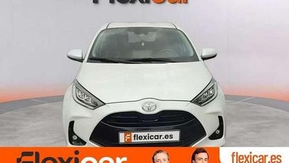 Usado Toyota Yaris Edition 125 CV (91 kW) 2024 Blanco Utilitario