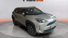 Gris Usado 2024 Toyota Yaris Hybrid Active | 22.490 € (Precio justo)