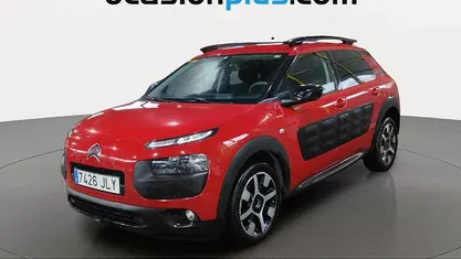 Usado Citroën C4 Cactus Feel 110 CV (80 kW) 2016 Rojo Utilitario