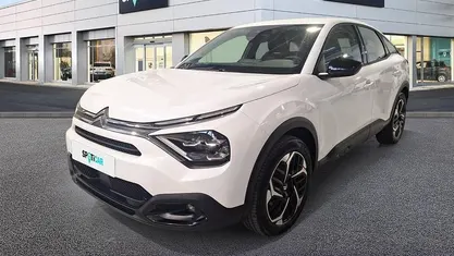 Blanco Usado 2024 Citroën C4 PureTech Berlina | 16.450 € (Precio justo)