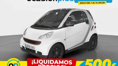 Usado Smart ForTwo Coupé Passion 71 CV (52 kW) 2010 Blanco Coupe