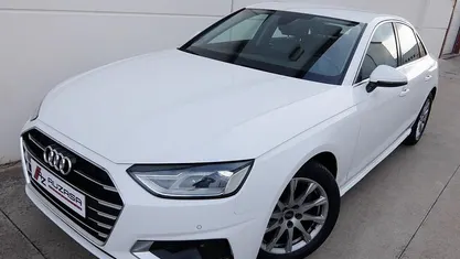 Blanco Usado 2021 Audi A4 Advanced Plus Berlina | 24.900 €