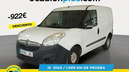 Blanco Usado 2016 Opel Combo Familiar | 7778 € (Precio justo)
